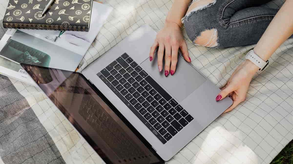 Cursos que podem auxiliar no crescimento de trabalhadores de áreas jurídicas