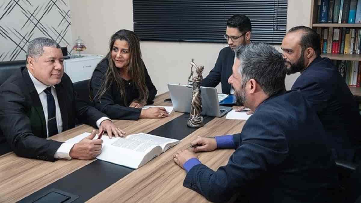 assessoria jurídica e consultoria jurídica