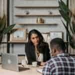 Como falar com advogado gratuitamente