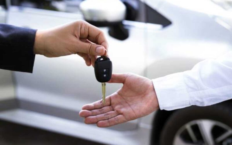 Quando vale mais a pena alugar com uma locadora de carros do que usar transporte por aplicativo