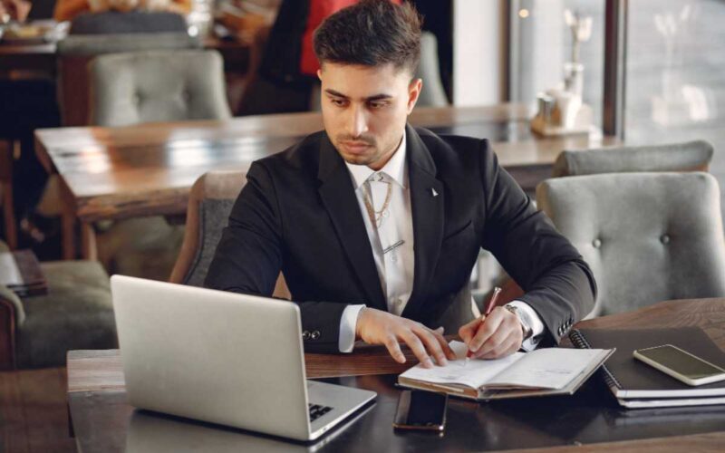 Por que ter um advogado provedor de internet evita dor de cabeça com clientes e contratos