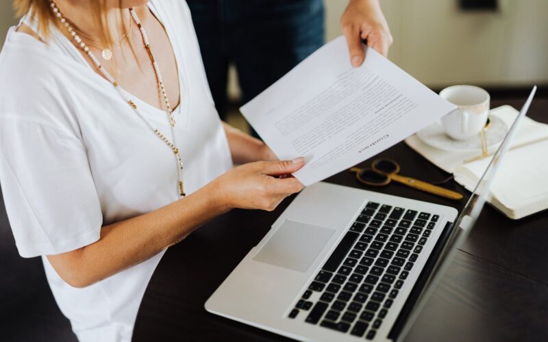 Contrato digital para freelancers: proteja-se juridicamente