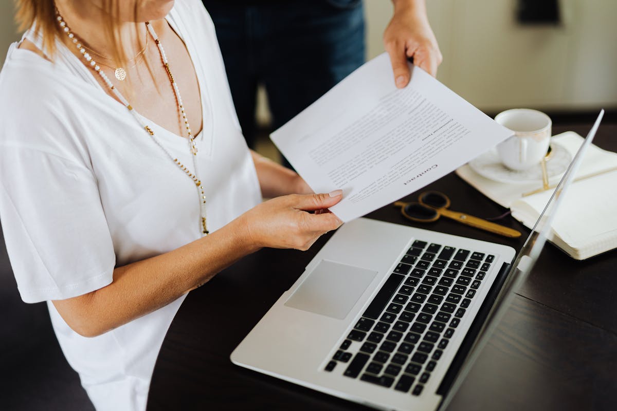 Contrato digital para freelancers: proteja-se juridicamente